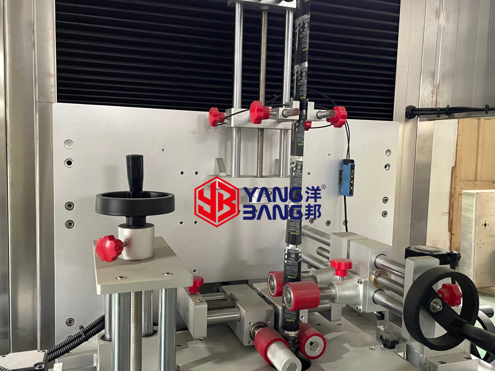 YB-TB200 Automatic Customizable Bottle Cup Sizes Speed Beverage Yogurt Cup Shrink Sleeve Labeling Machine