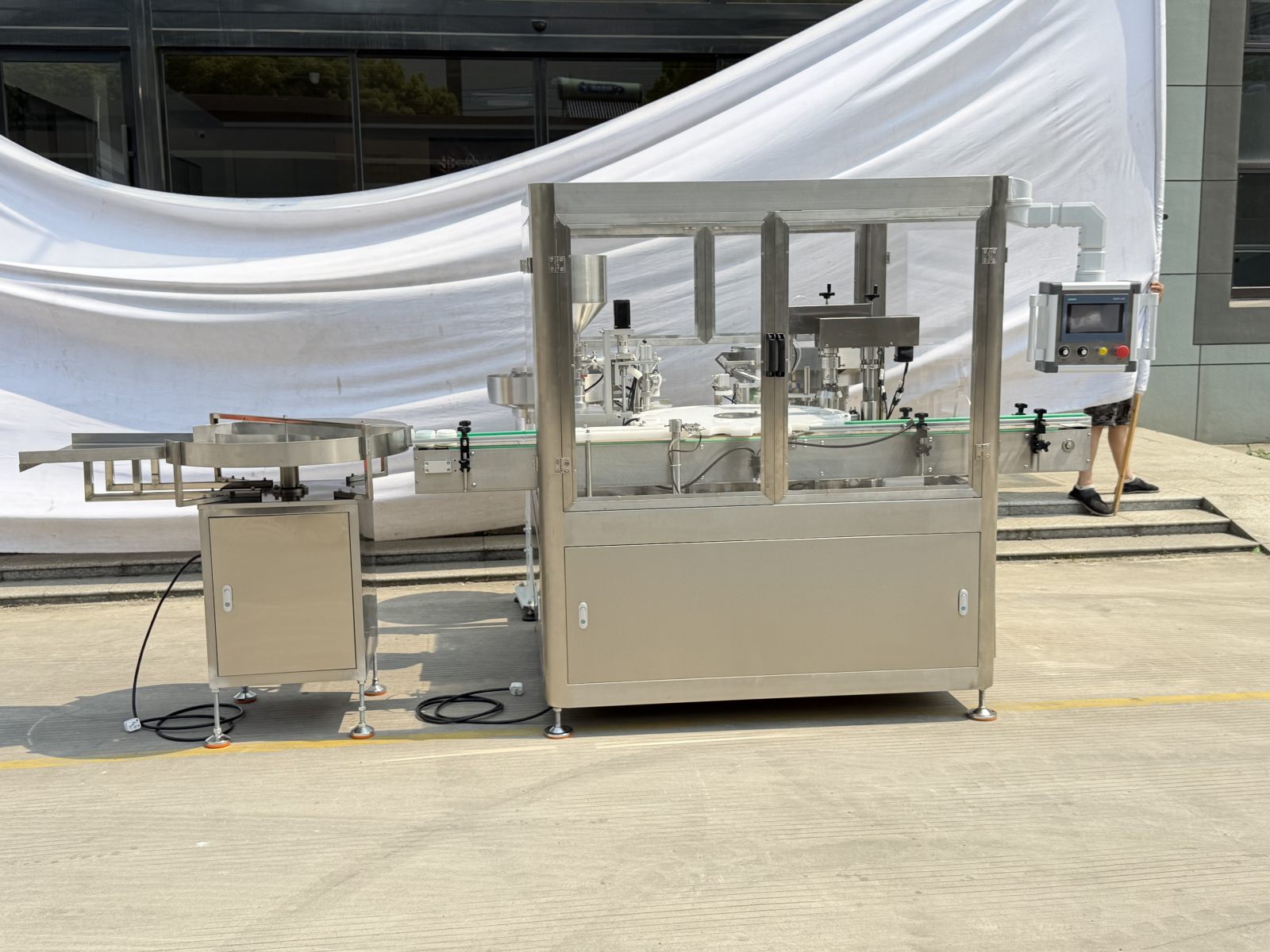 YB-J1B Automatic Single Head Screw Capping Machine For Face Cream Lotion Cosmetic Bottle Lid Tightening Equipment