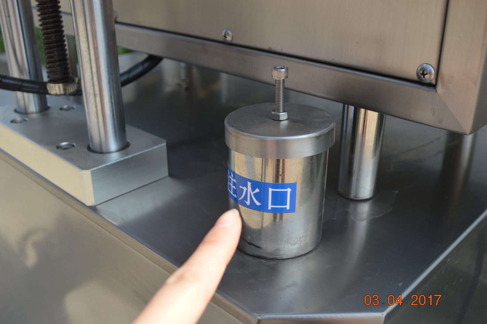 YB-LF70 Automatic Electromagnetic Induction Aluminum Foil Sealing Machine for Plastic Glass Bottle Cap Sealer