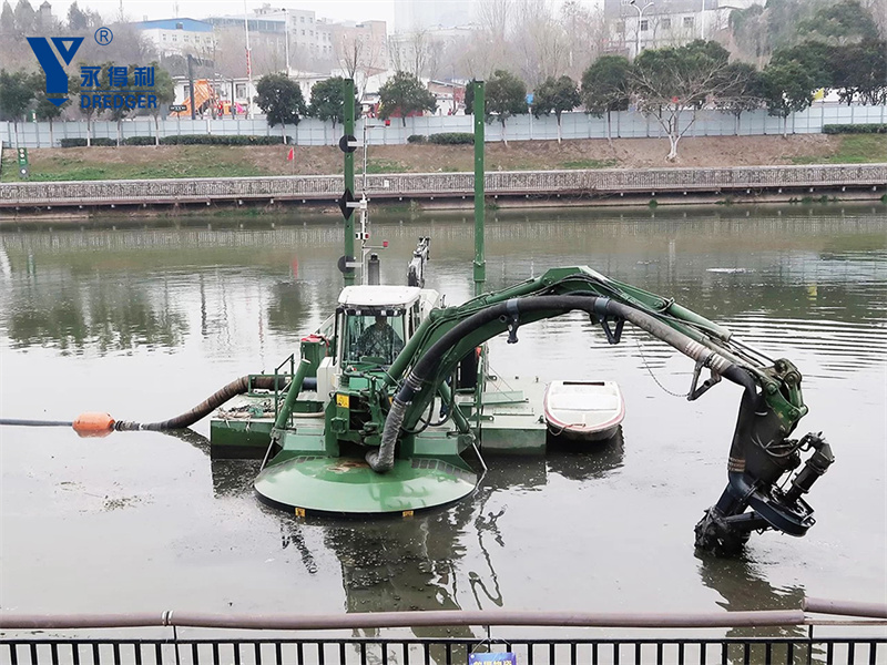 Drague amphibie