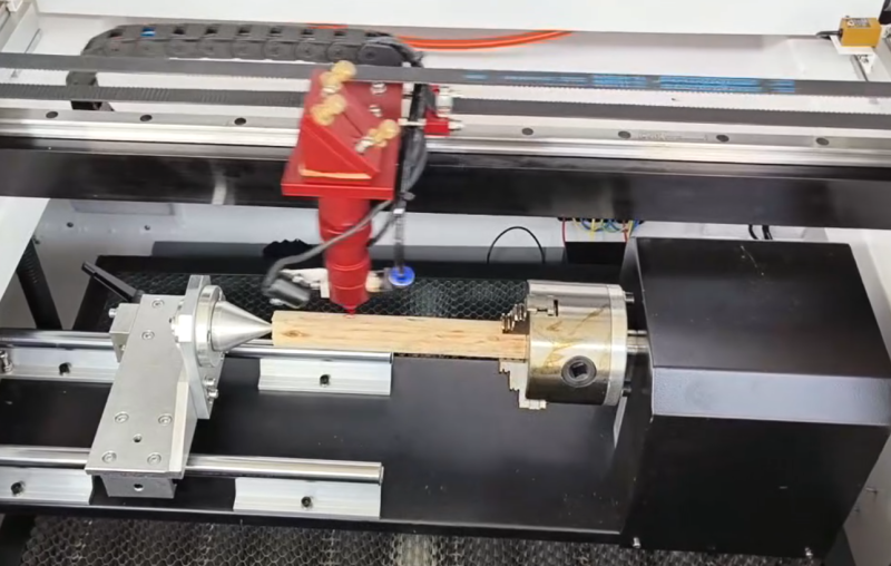 ACCESSOIRE ROTATIF POUR MACHINE DE GRAVURE LASER CO2