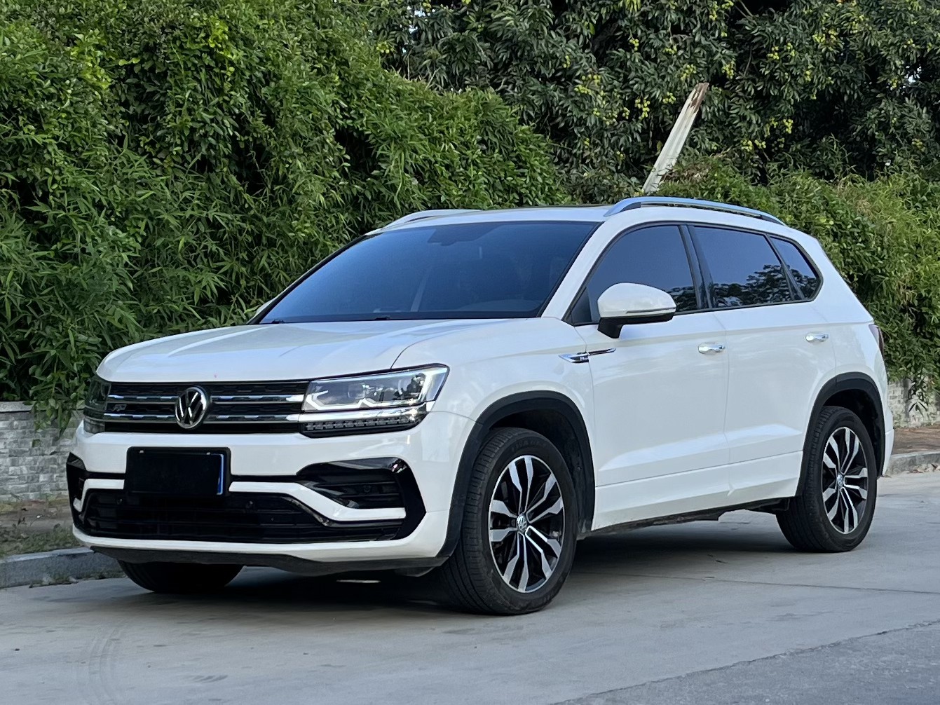 2020 Volkswagen Tharu 1.4T R-Line
