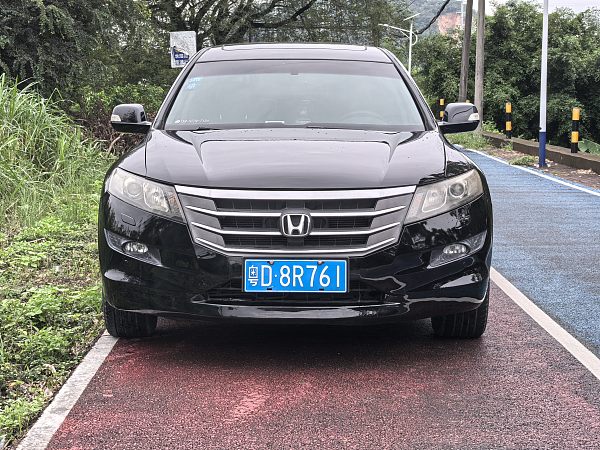 Geely Emgrand 2012 2.4L Prestige Edition
