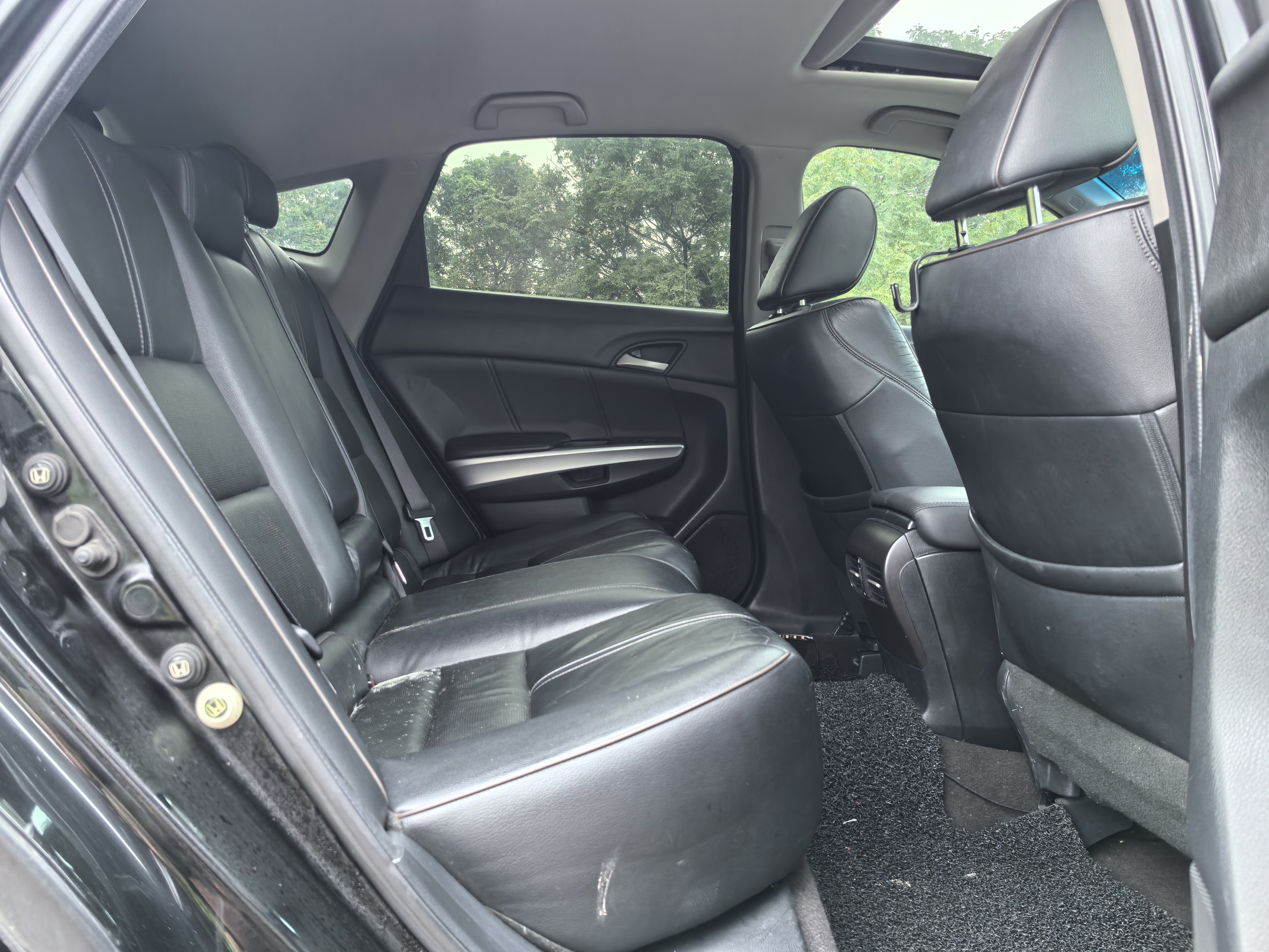 Geely Emgrand 2012 2.4L Prestige Edition