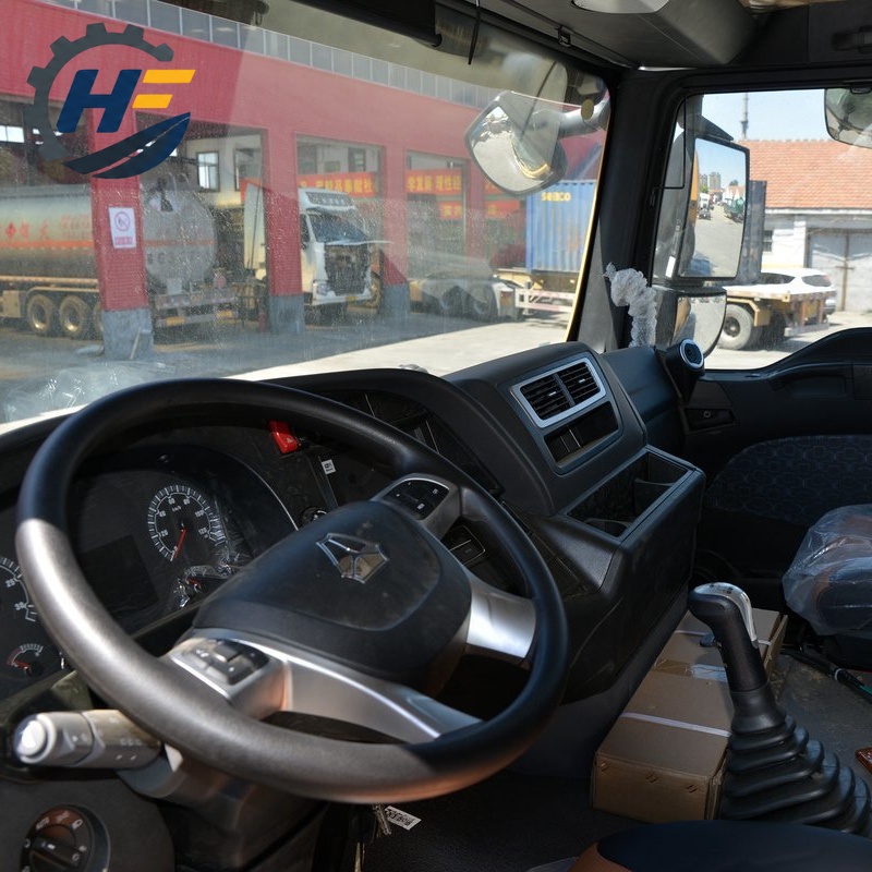 Sinotruk Sitrak G7W 400HP 8x4 6.8m Dump Truck