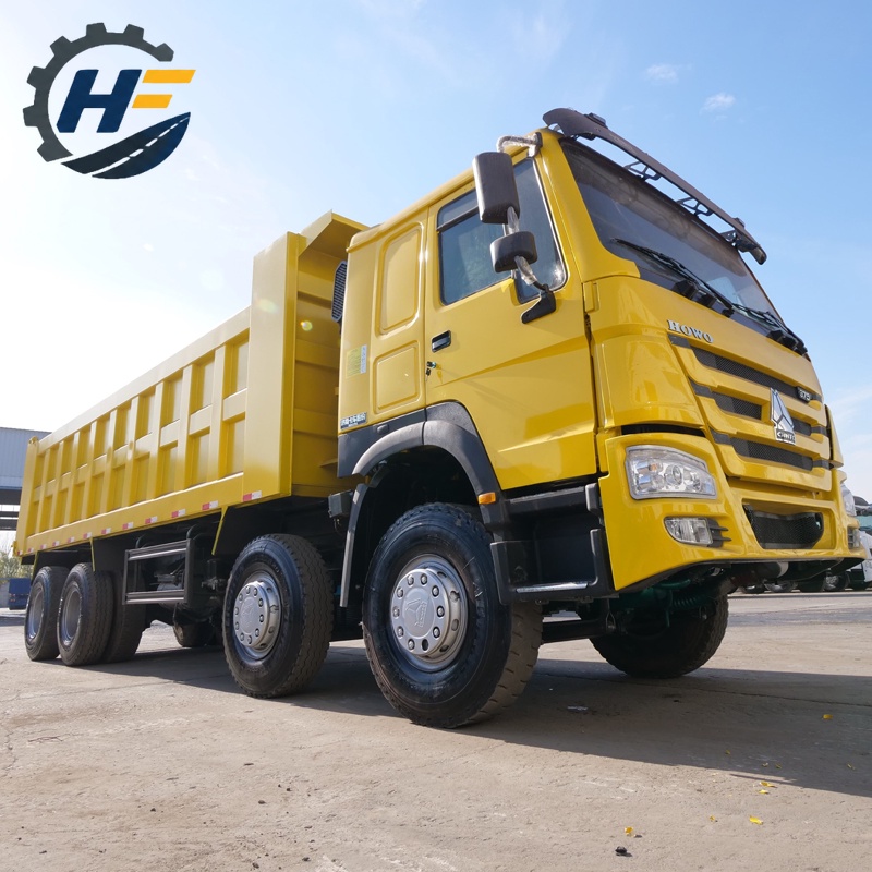 Sinotruk Howo 375HP 8x4 12 Dump Truck 