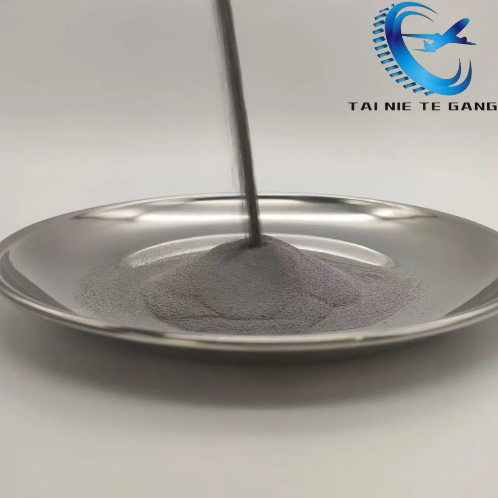 Poudres de métaux réfractaires pour service à ultra-haute température