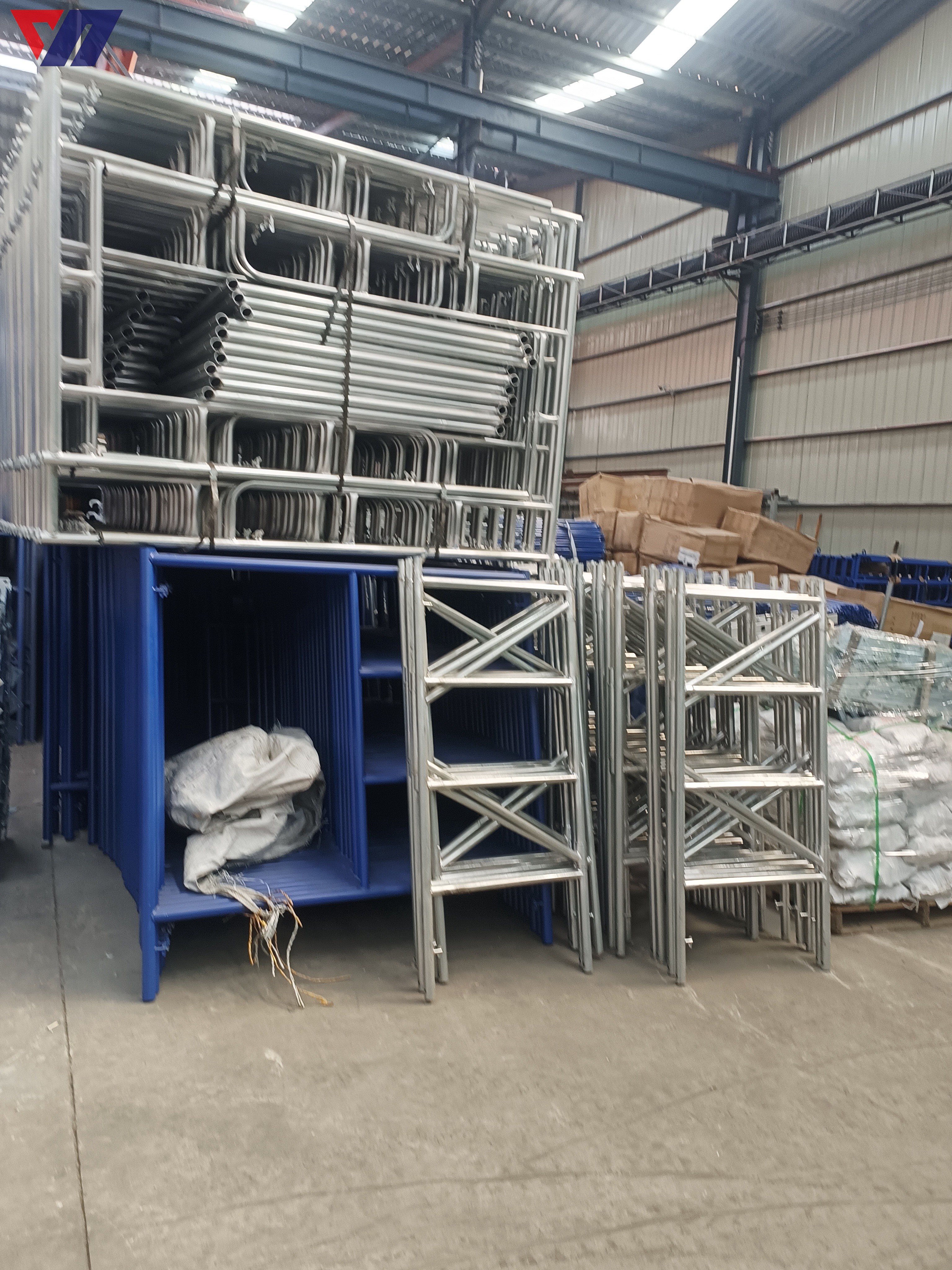 Mobile scaffolding