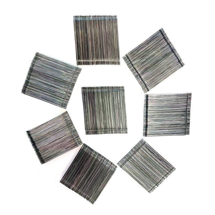Hook shaped steel fiber at the end of the row