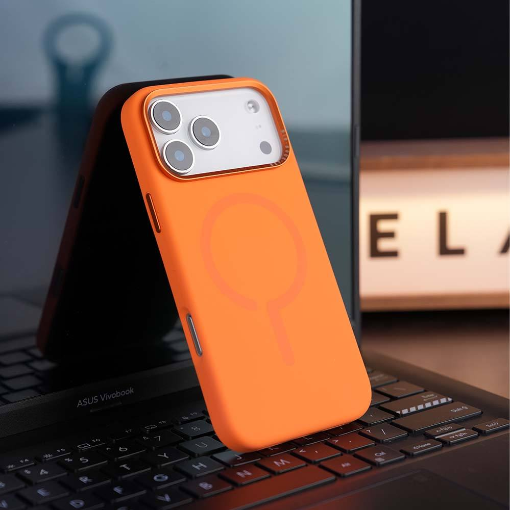 S009 Stylish Liquid Silicone Magnetic Phone Case for iPhone 17, 16, 15, 14 Pro Max Liquid Silicone Phone Case