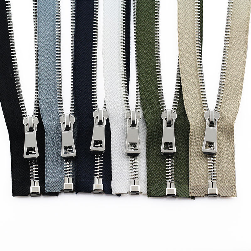 No. 5 brass zipper