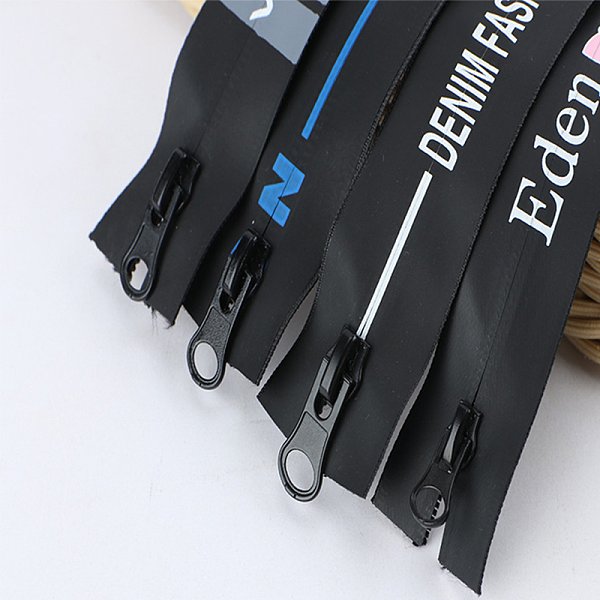 Waterproof nylon zipper strap