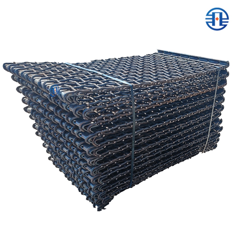 Maille de crible tissée pour la sortie de granulats finis par levage à l'intérieur de lignes complètes de production de criblage et de calibrage de granulats de carrière