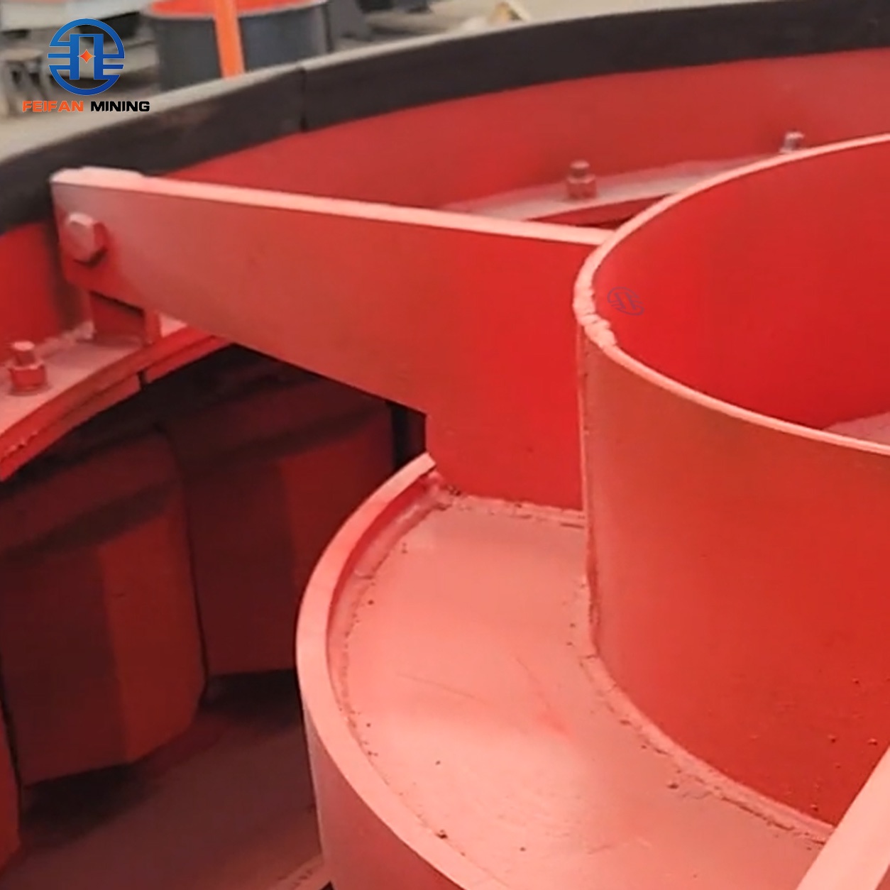 Machine OEM de traitement fin du minerai de quartz VSI-8000 à grand volume de manutention des matériaux, avec rotor ouvert et lubrification à huile fluide