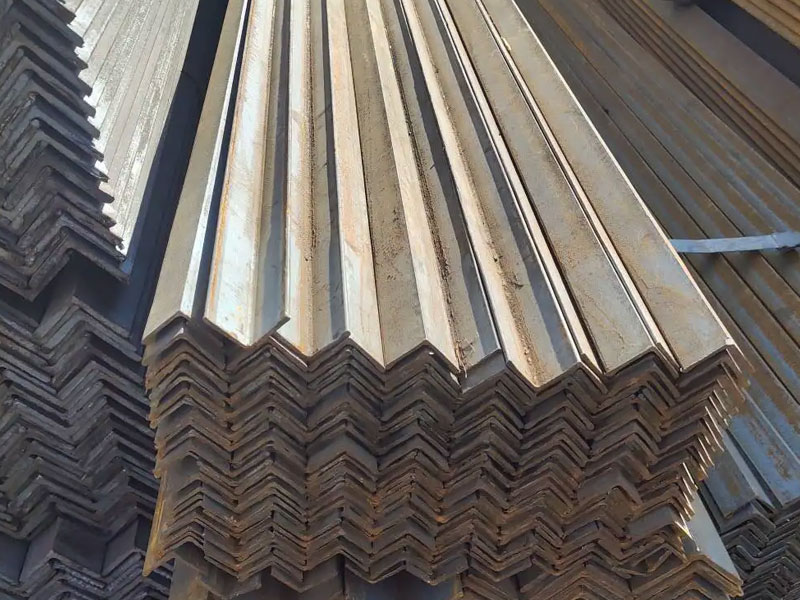 Q235-A / Grade D / SS 400 / S235JR(1.0038) Carbon Steel Angle Bar