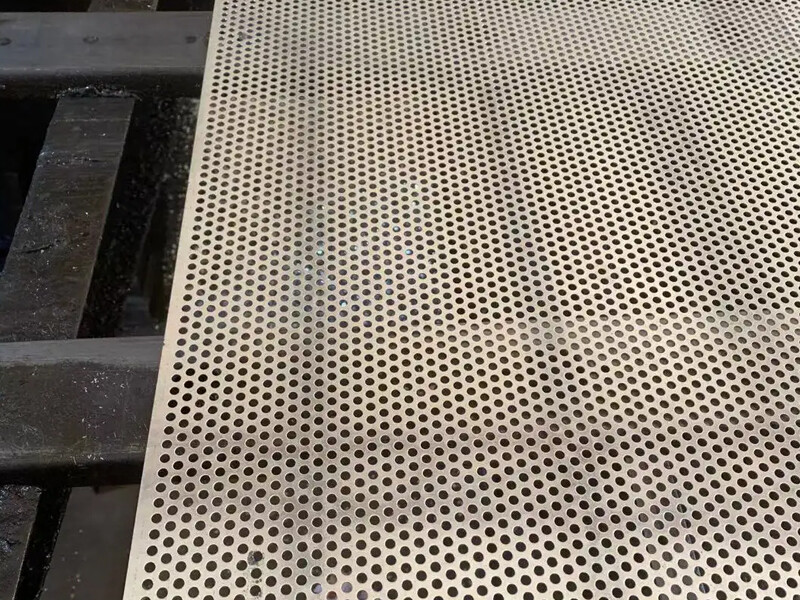 SUS420J1/S42000,420/1.4021 Stainless Steel Perforated Sheet/Plate