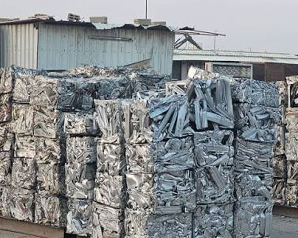 Scrap Iron Block