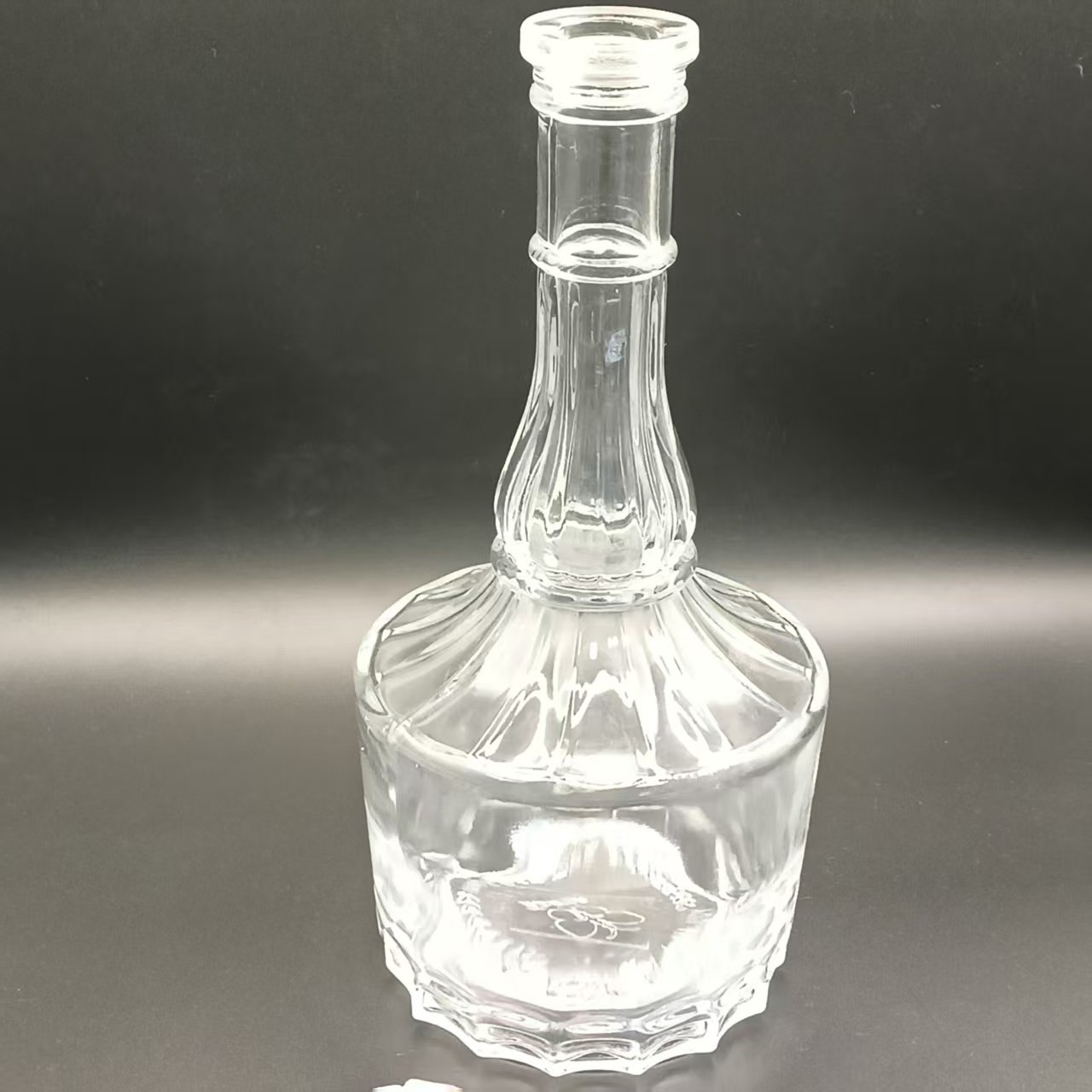 19.botella de licor