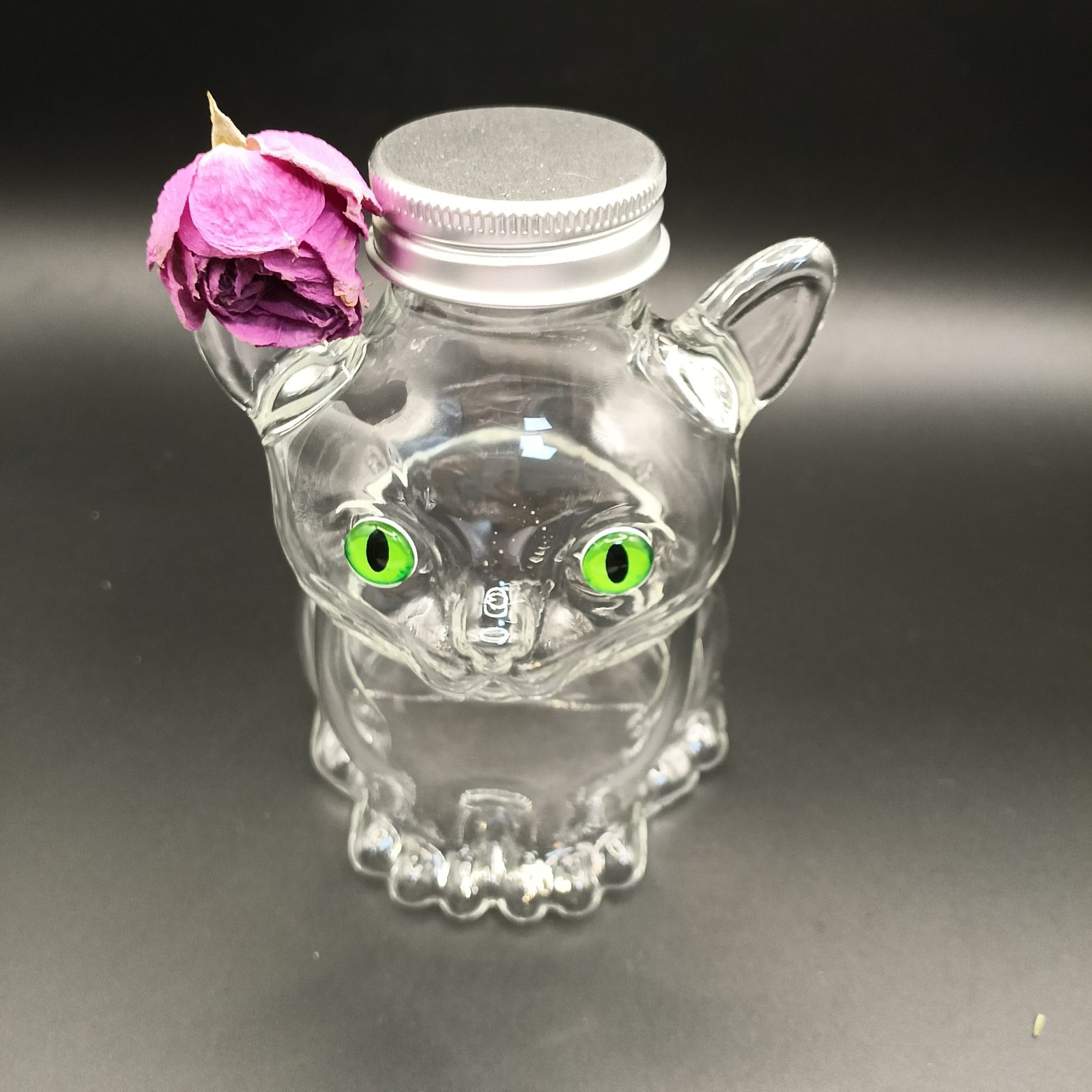 P-18，Botella de vidrio con forma de gato