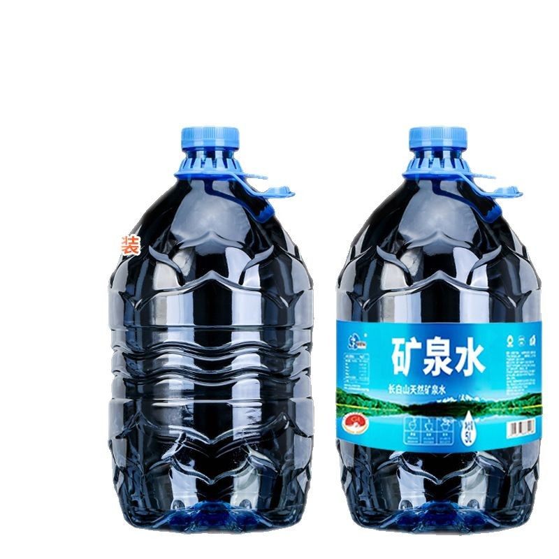 botella de agua de plástico