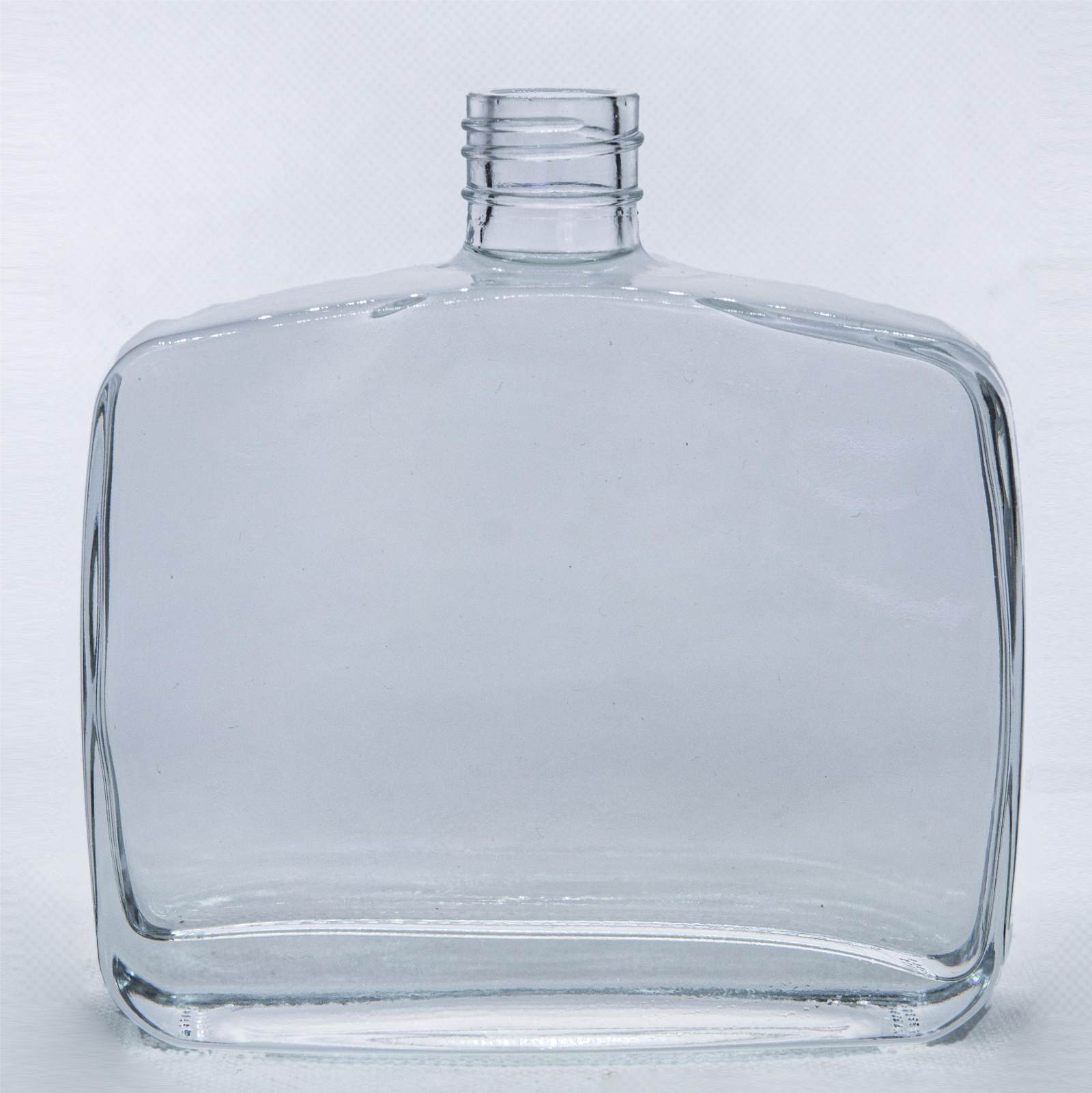 Botella de vino de vidrio portátil A6 de 350ml, plana y de forma cuadrada