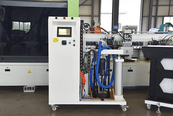 PUR Glue feeder