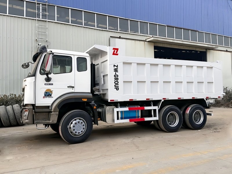 شاحنة قلابة HOWO NX 6x4 