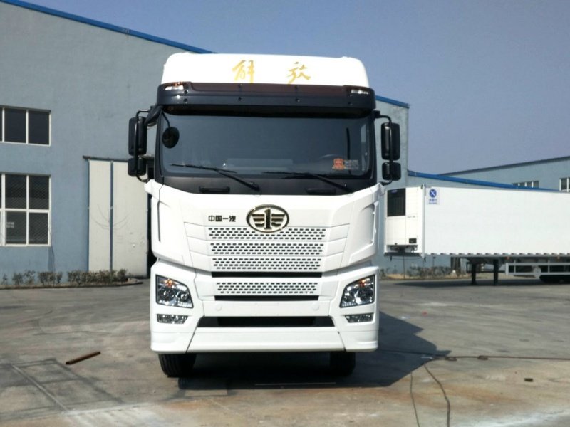 شاحنة مبردة FAW JH6 420HP 8x4