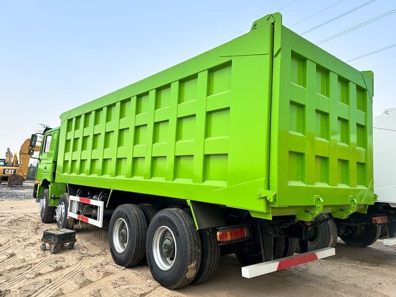 شاحنة قلابة SHACMAN F3000 8x4