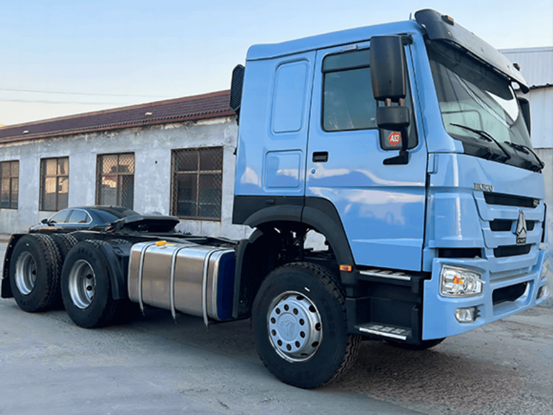 ​Caminhão-trator HOWO 420 6x4