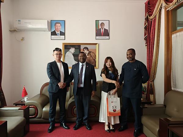 Aprovechamiento del mercado de África central y meridional: representantes de ZW Group visitan la Embajada de Zambia en China
