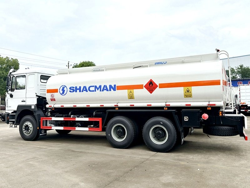 Camión cisterna de combustible SHACMAN F3000 6x4