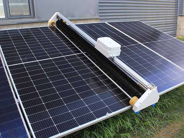 A1. Suspended Photovoltaic Panel Cleaning Machine