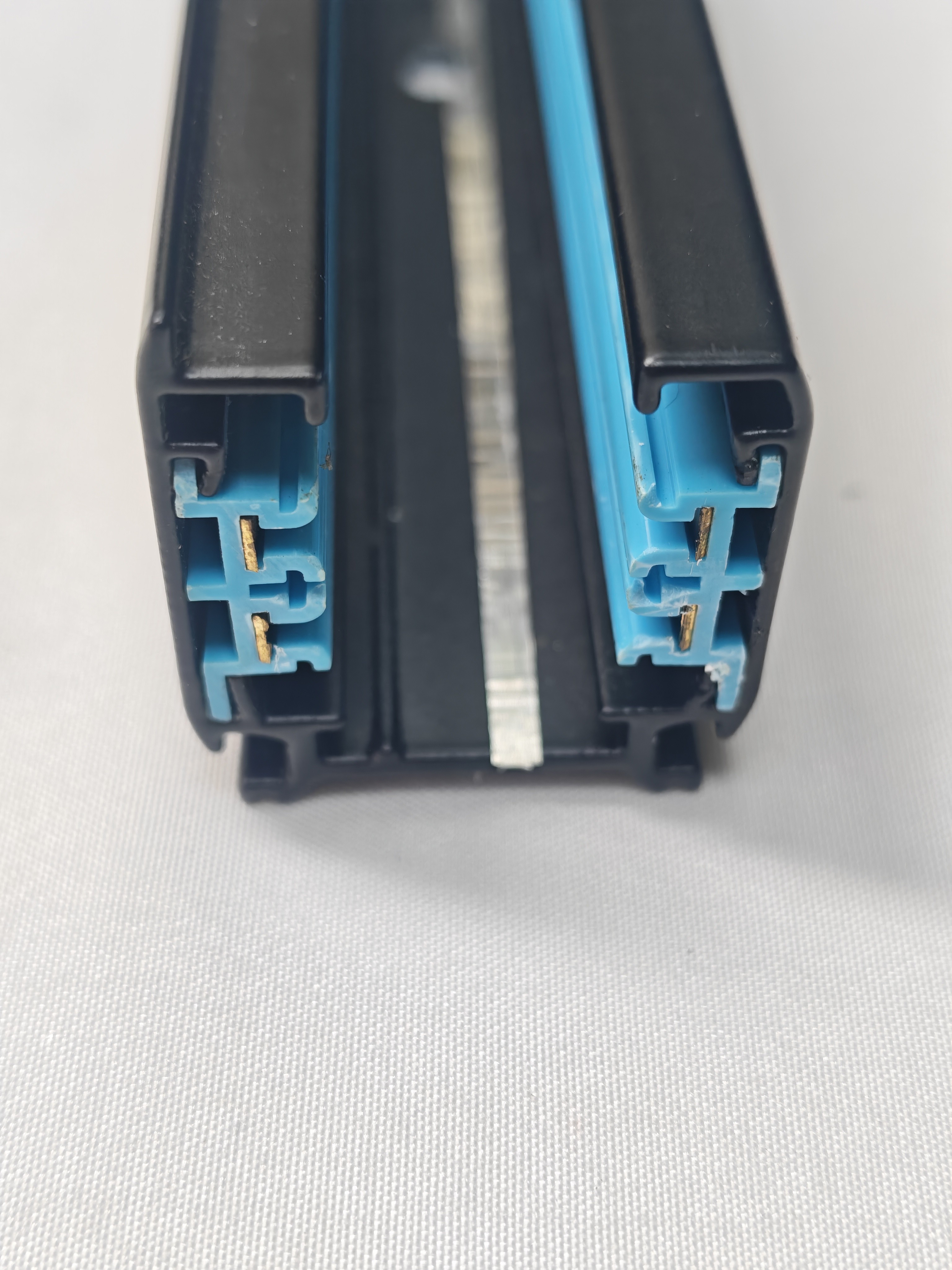 Four line black