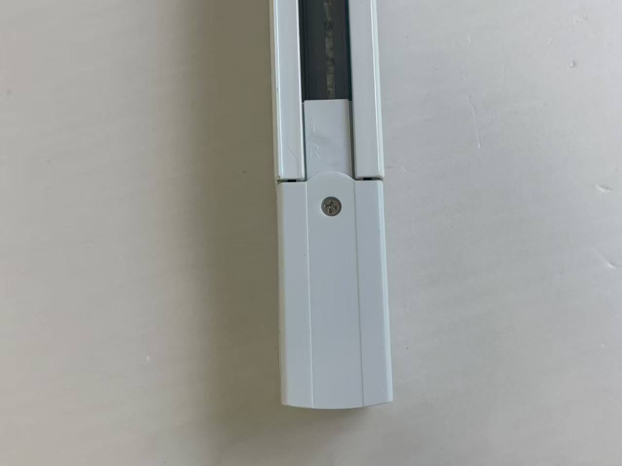 Four line white