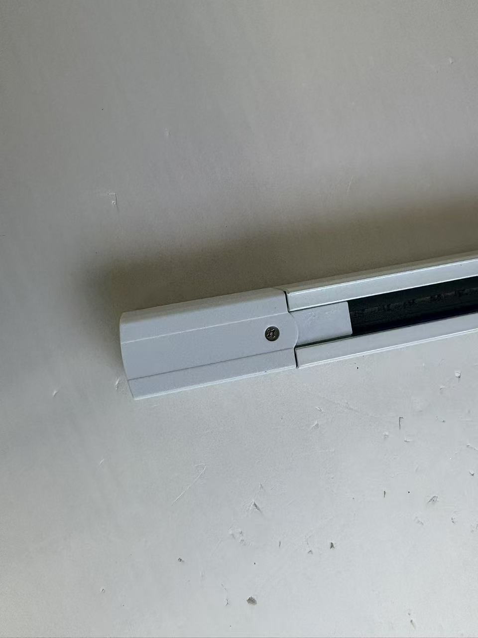 Four line white