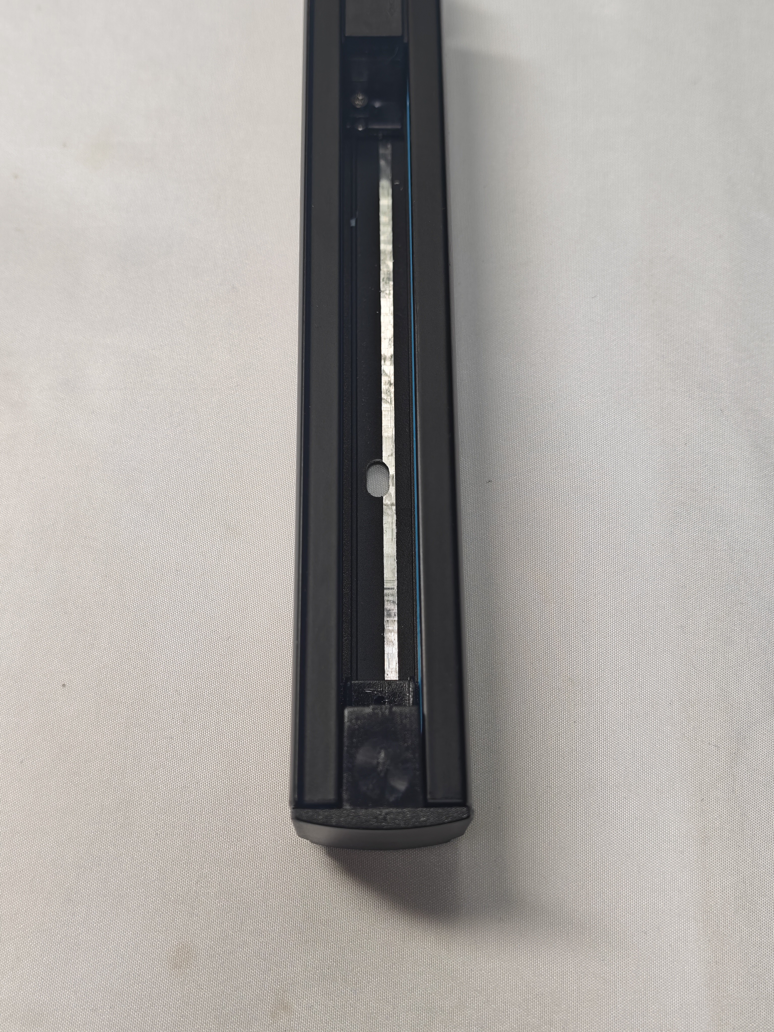 Six line black