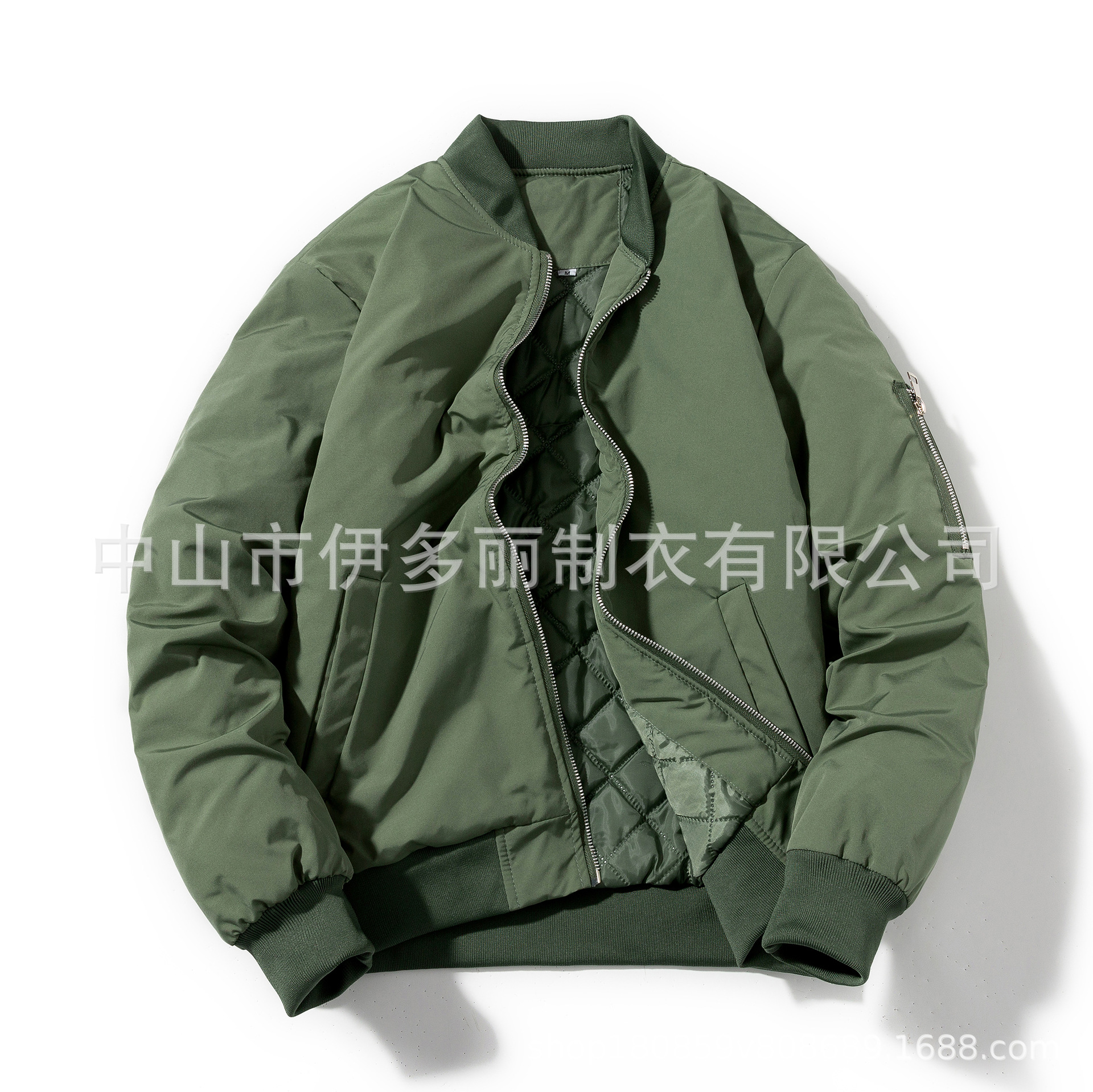 Factory-made European-style American imitation acetate satin jacket for autumn and winter, padded, men's formal windbreaker, flight suit, zipper coat Factory-made European-style American imitation acetate satin jacket for autumn and winter, padded, men's formal windbreaker, flight suit, zipper coat
