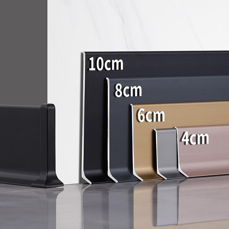 Aluminium skirting board