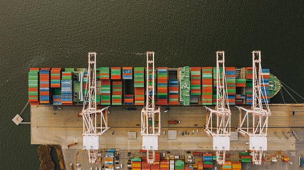 Résoudre les problèmes urgents d’expédition et de logistique pour notre partenaire Résoudre les problèmes urgents d’expédition et de logistique pour notre partenaire