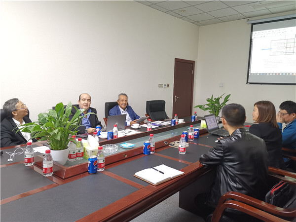 Clients colombiens visitent AMICO