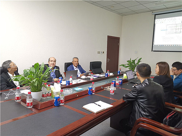 Clients colombiens visitent AMICO