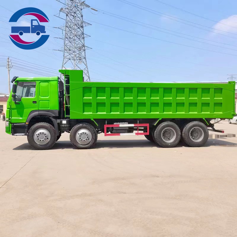 Sinotruk Howo 375HP 8x4 12 wheels Dump Truck Loading 50 Tons