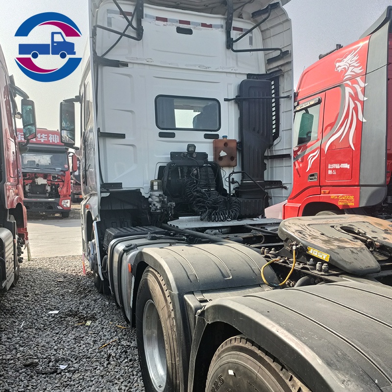 FAW Jiefang J7 Heavy Truck 560HP 6x4 Tractor