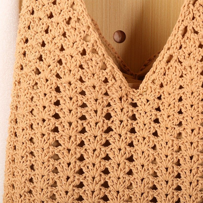 Stylish Cherry Woven Shoulder Bag
