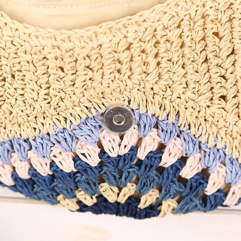 Large capacity crossbody bag