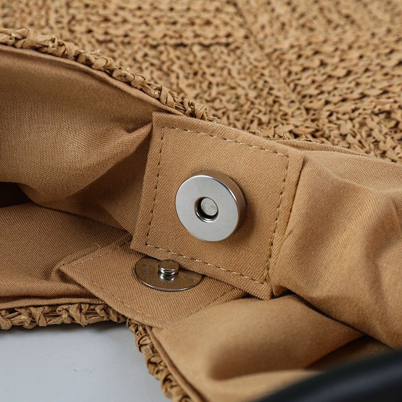 Triangular patchwork tote bag