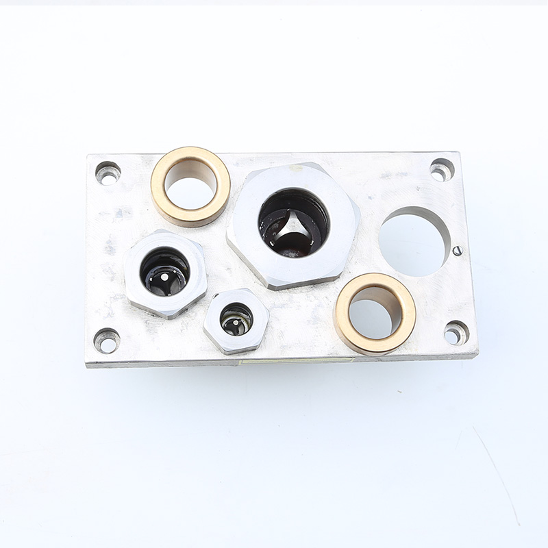 Multi‑Line Quick Coupler
