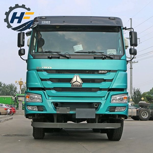 Camion lourd Sinotruk Howo 380 ch 6x4 à 10 roues