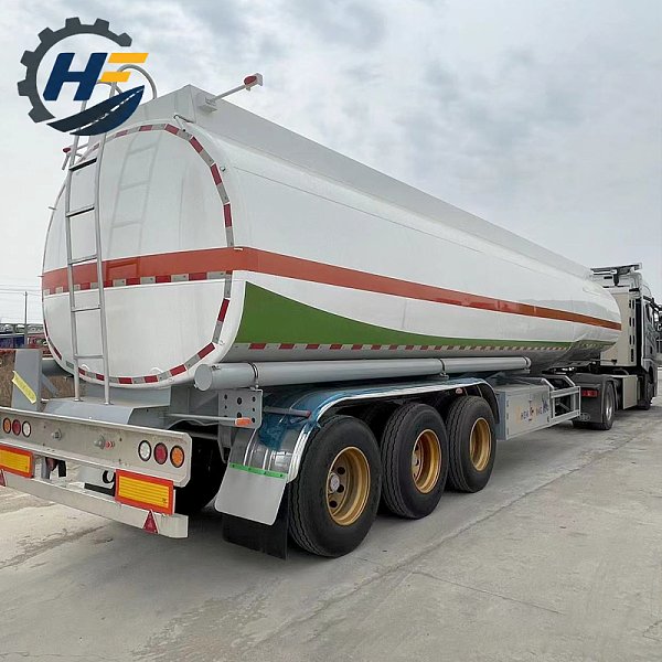 Remorque-citerne diesel de 45 000 litres